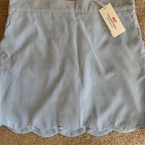 BRAND NEW VINEYARD VINES SEERSUCKER SKORT